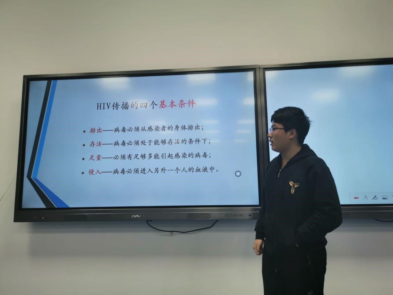 亚洲av